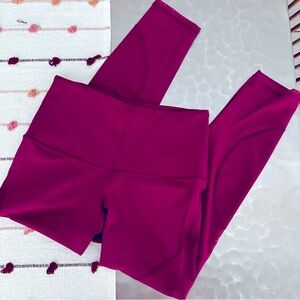 Bright pink Victoria’s Secret Knockout workout leggings